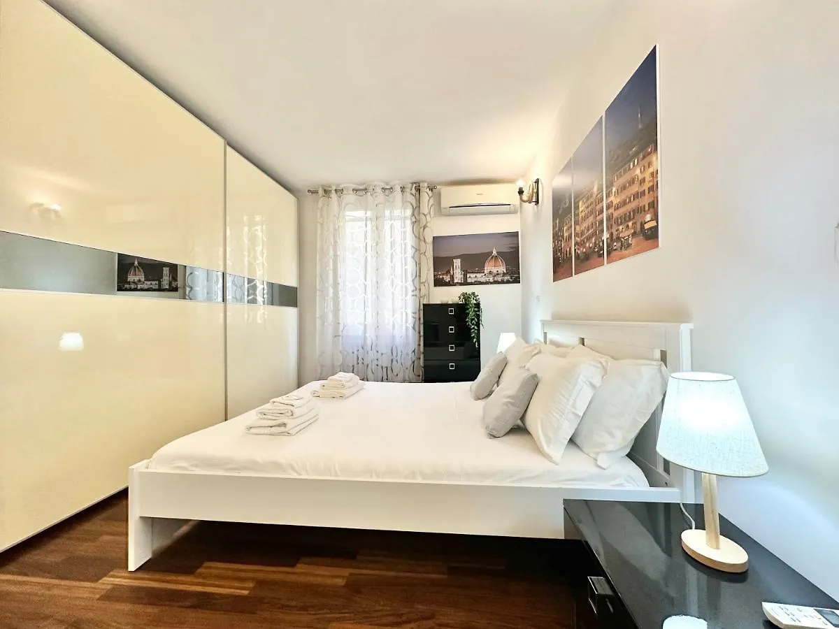 A 2 Passi Dal Duomo Con Parcheggio E 3 Camere Флоренция