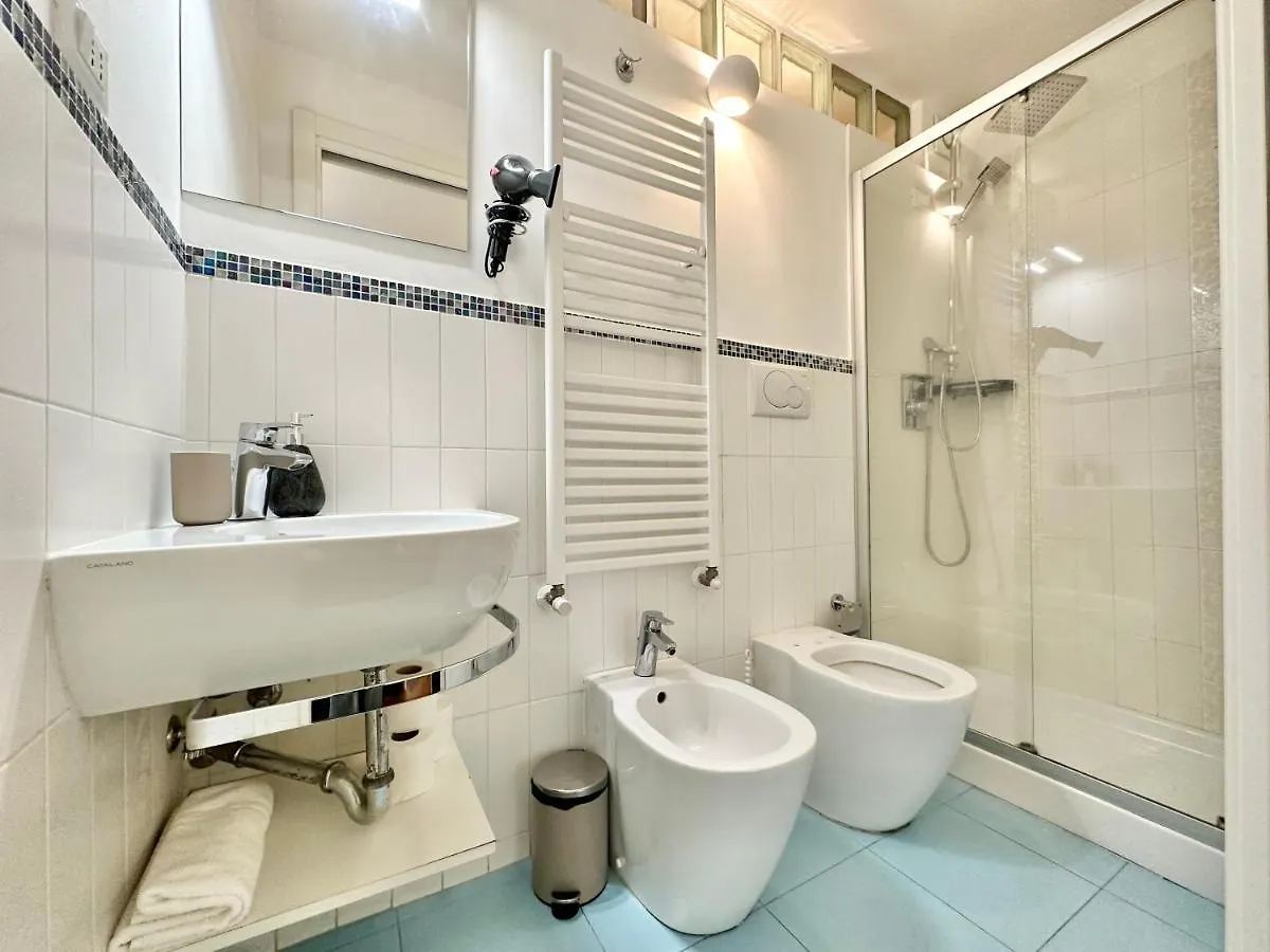 A 2 Passi Dal Duomo Con Parcheggio E 3 Camere Florence Apartment