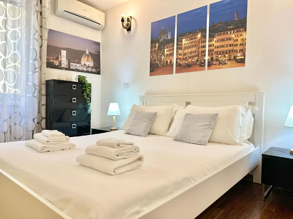 Apartamento A 2 Passi Dal Duomo Con Parcheggio E 3 Camere Florencia Italia